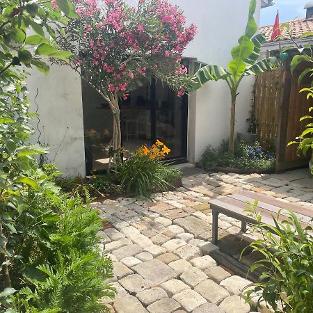 Maison Independante Avec Jardin, Tres Calme, Centre Ville La Rochelle 라로셸 외부 사진